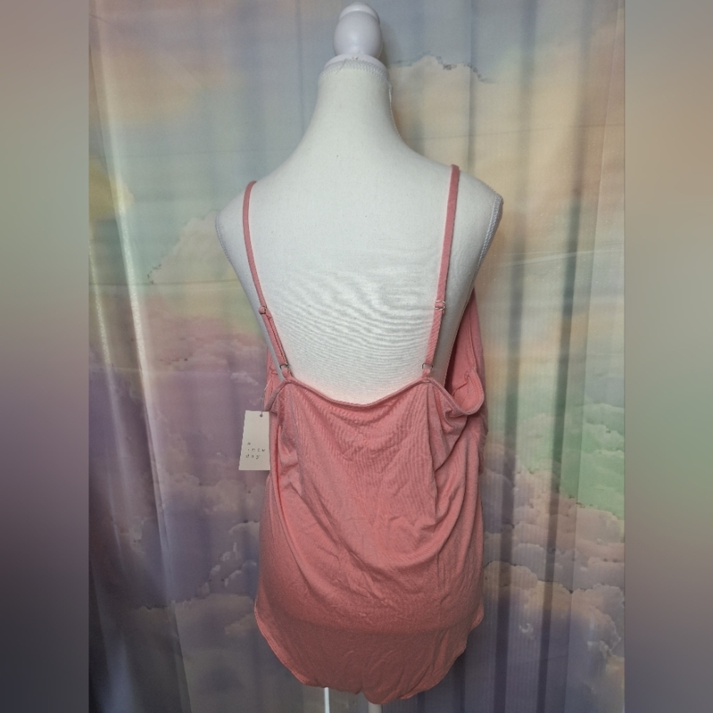 A New Day Light Pink Twist Front Strechy Bodysuit Ajustable Staps - Picture 5 of 7